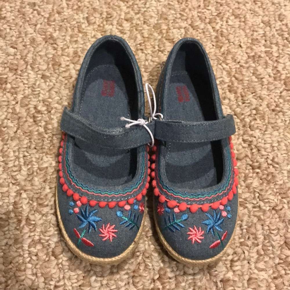 New * Harper Canyon Denim Espadrilles, size 9